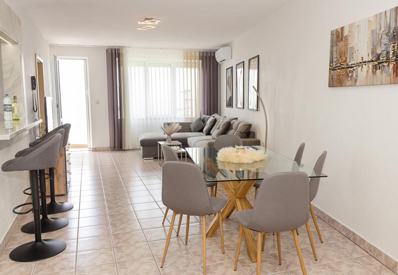 Апартаменты Two Identical Designer 2Bd Flats With Sea View In Balchik By Flat Mаnager Экстерьер фото